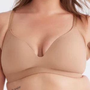 Knix Wing Woman wireless contour bra